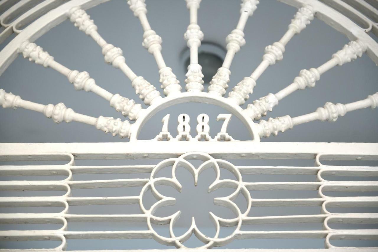 Apartamento Alameda Seville Exterior photo